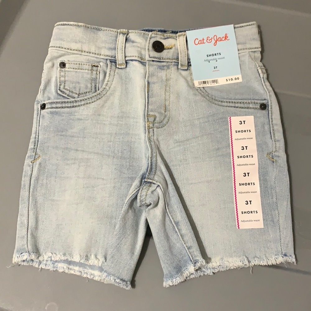 NWT jean shorts